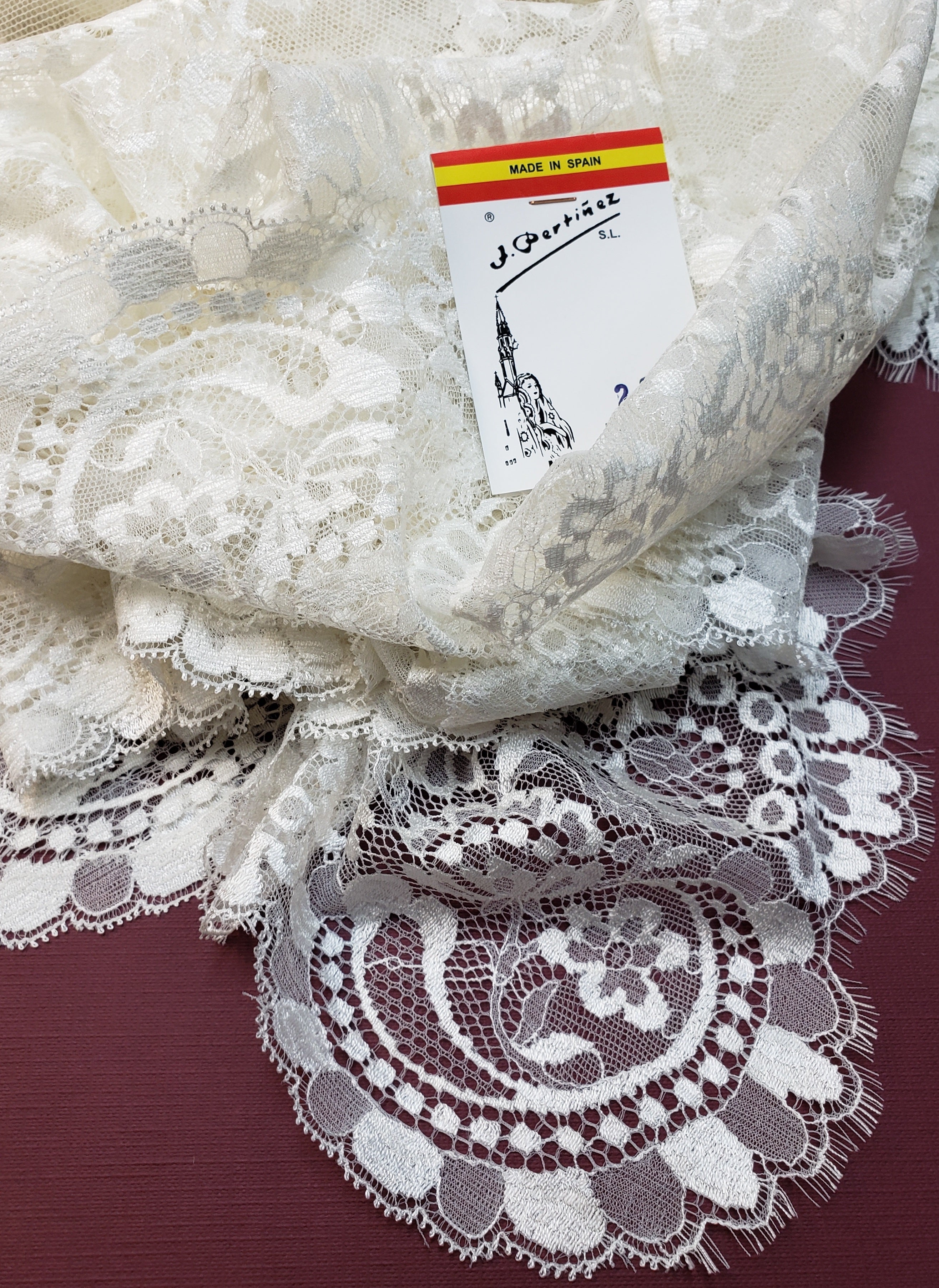 Spanish Wedding Veil 2225S 250/ Wedding Mantillas