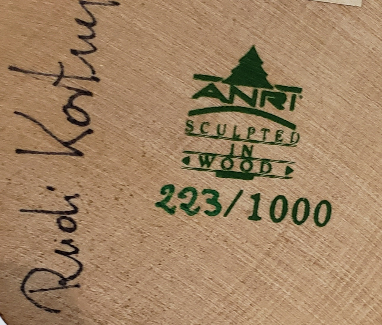 Anri The Sara Kay Collection. Wood Carved Figurines - Made in Italy.