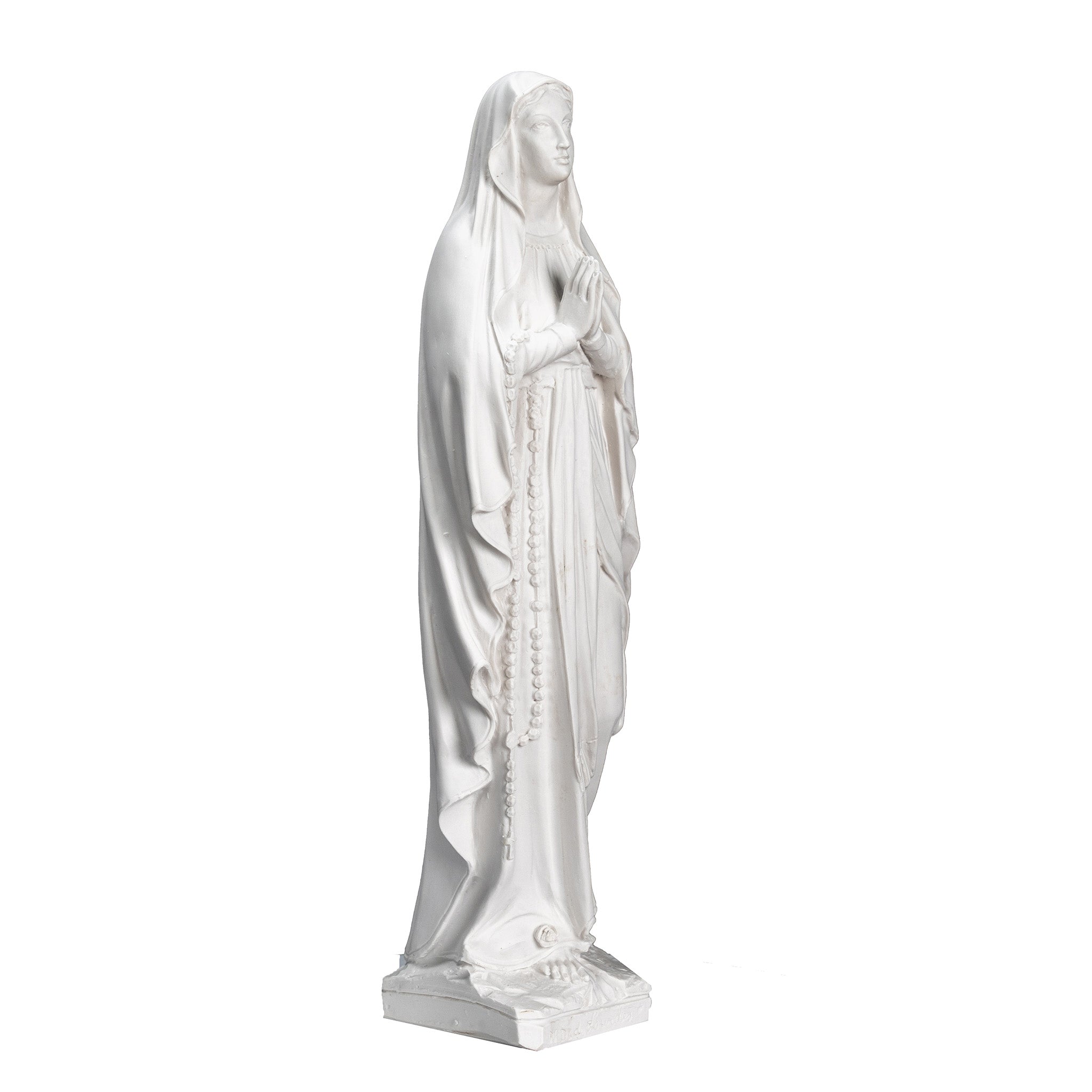 White Statue of Our Lady of Lourdes / Estatua Blanca Nuestra Senora de Lourdes