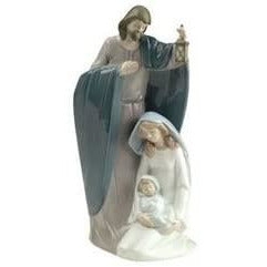 Nao by Lladro Collectible Porcelain Figurine: THE NATIVITY OF JESUS - 9 1/2" tall - Joseph, Mary, and baby Jesus...