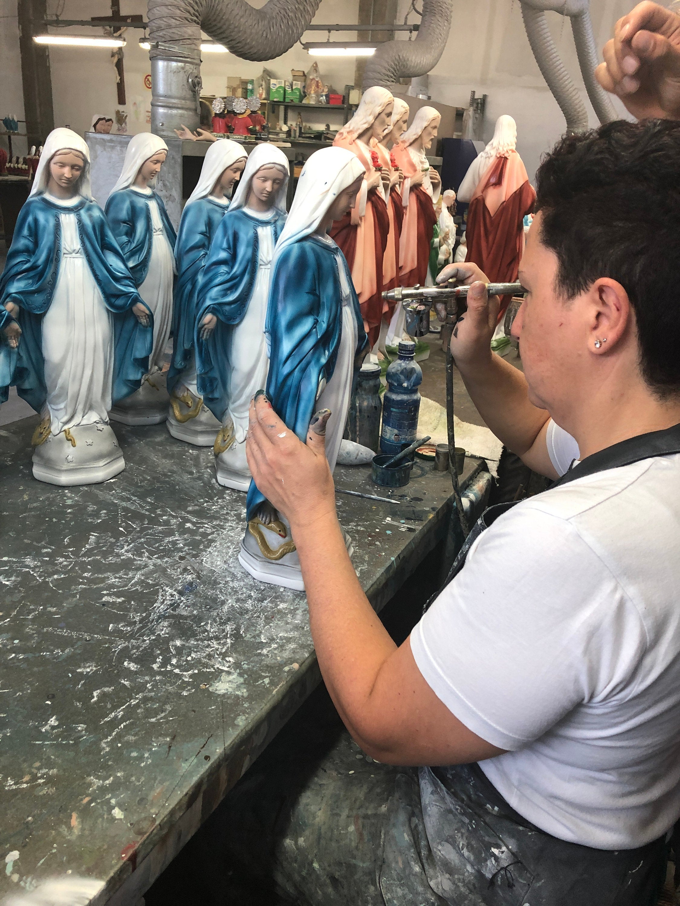 The Faith Gift Shop Our Lady of Grace - Miraculous Mary - Hand Painted in Italy - Our Tuscany Collection - Virgen La Milagrosa