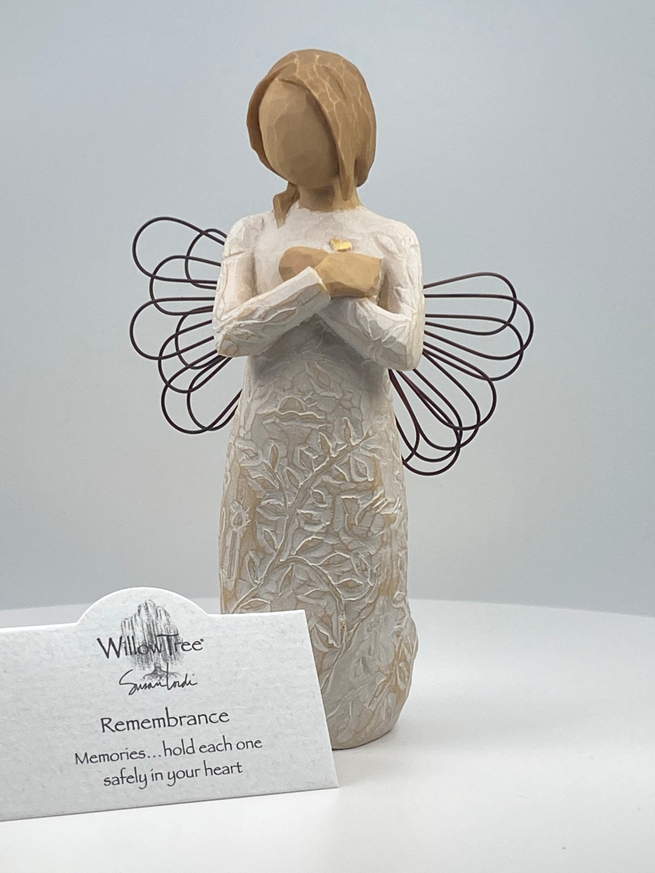 Remembrance figurine  Official Willow Tree