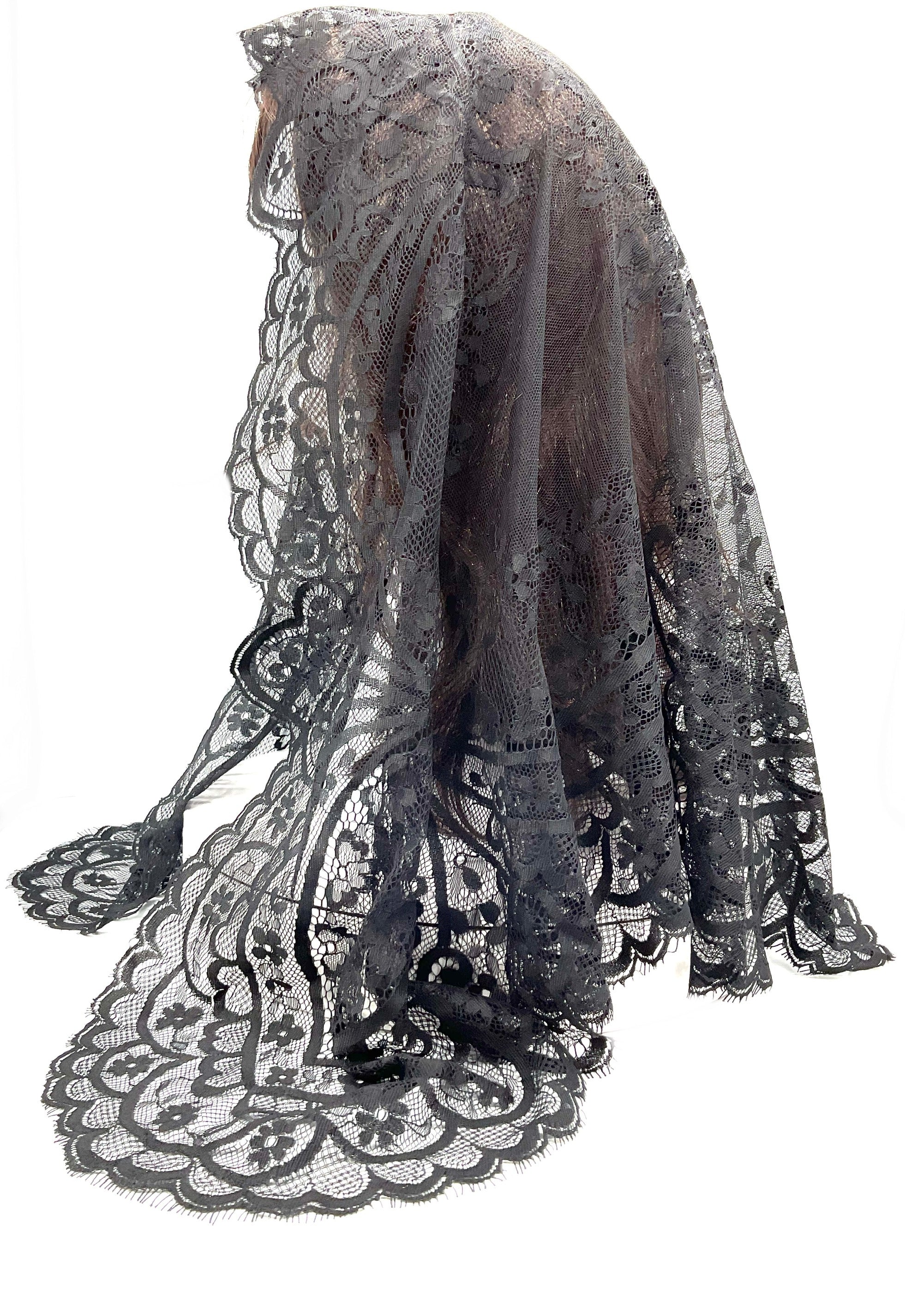Spanish Church Veil 4' x 2' code: 101