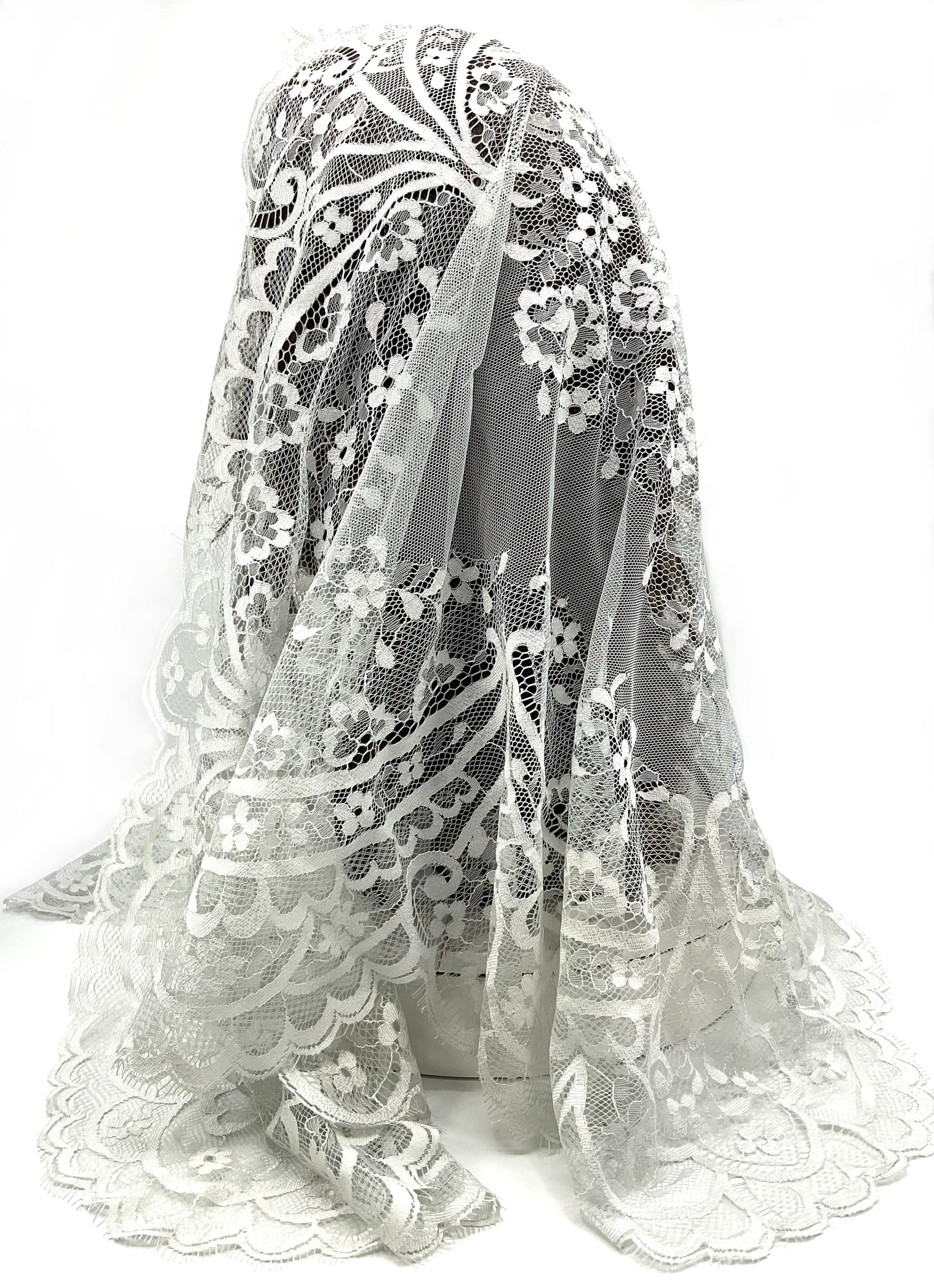 Spanish Church Veil 4' x 2' code: 101