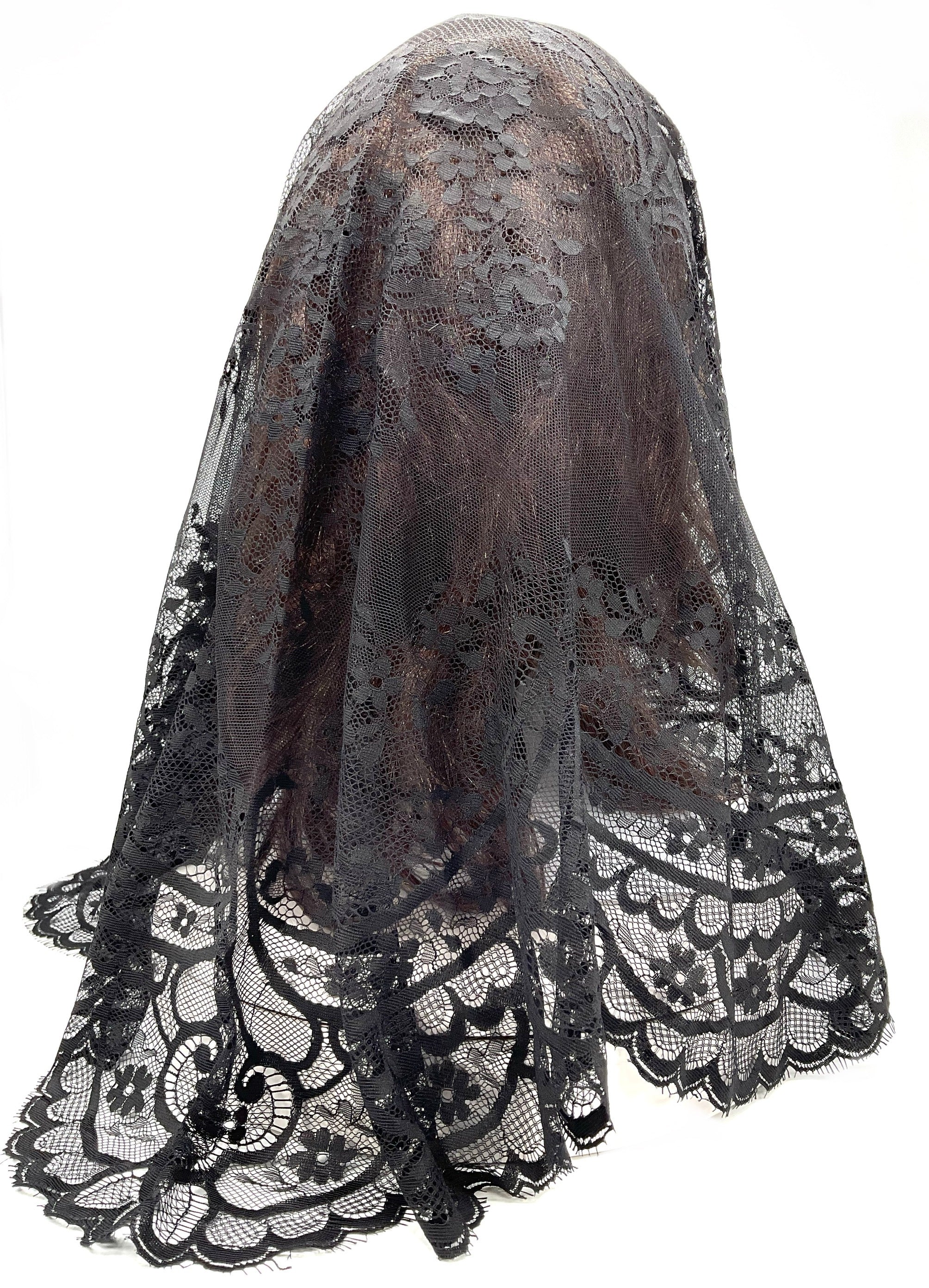 Spanish Church Veil 4' x 2' code: 101