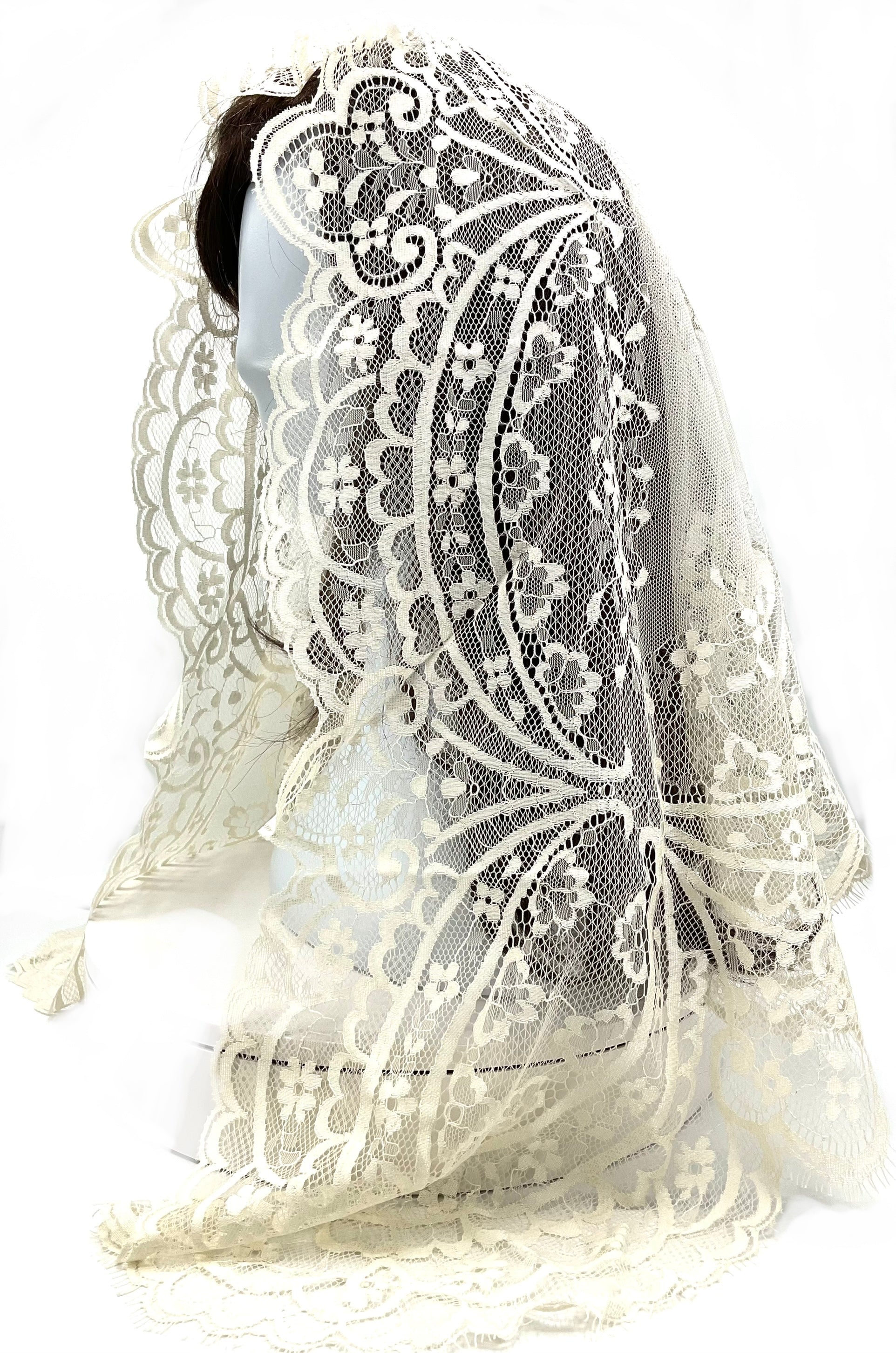 Spanish Church Veil 4' x 2' code: 101