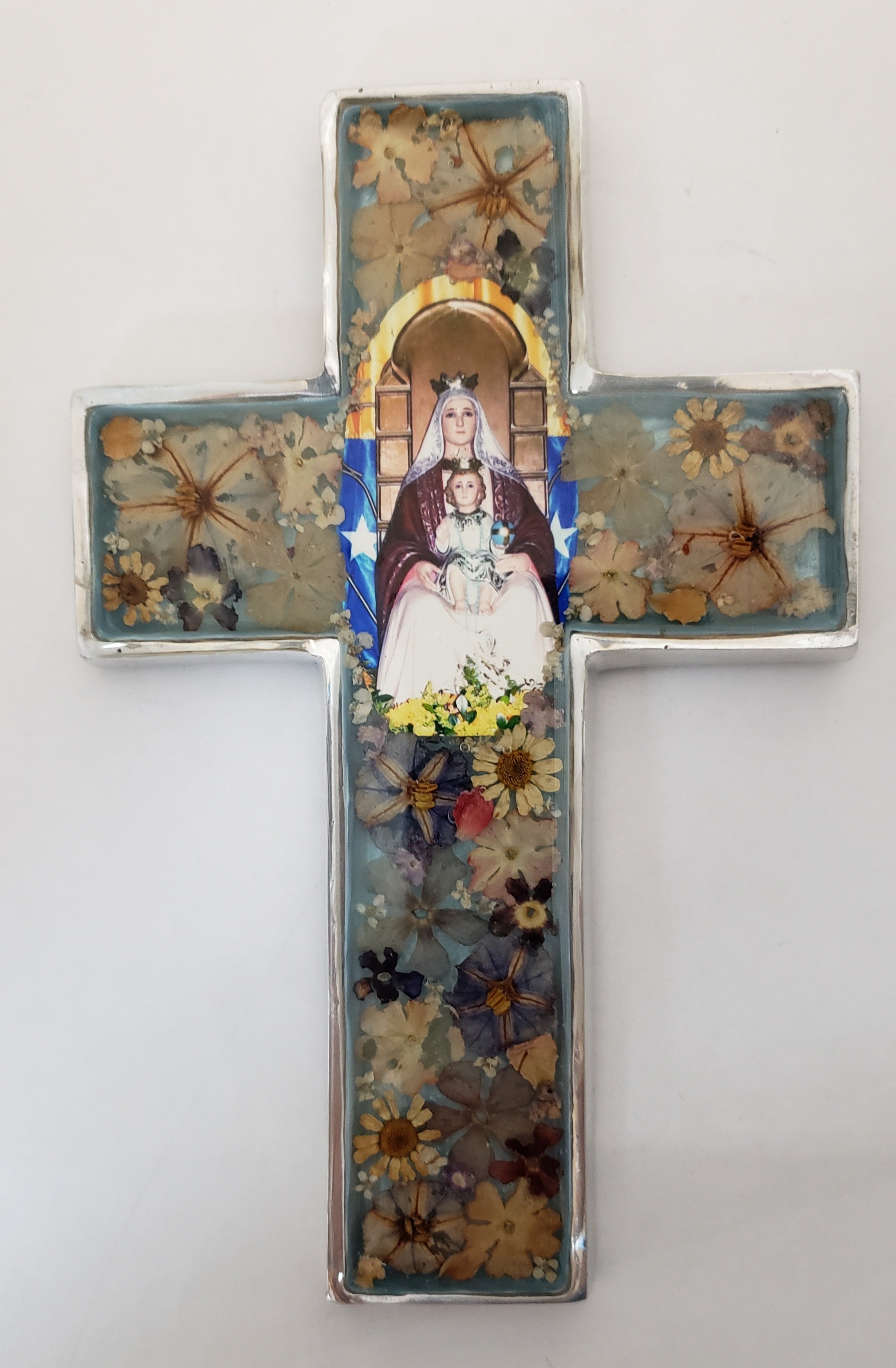 Cross of Nuestra Sra. del Coromoto  Flowers - Guadalupe Collection