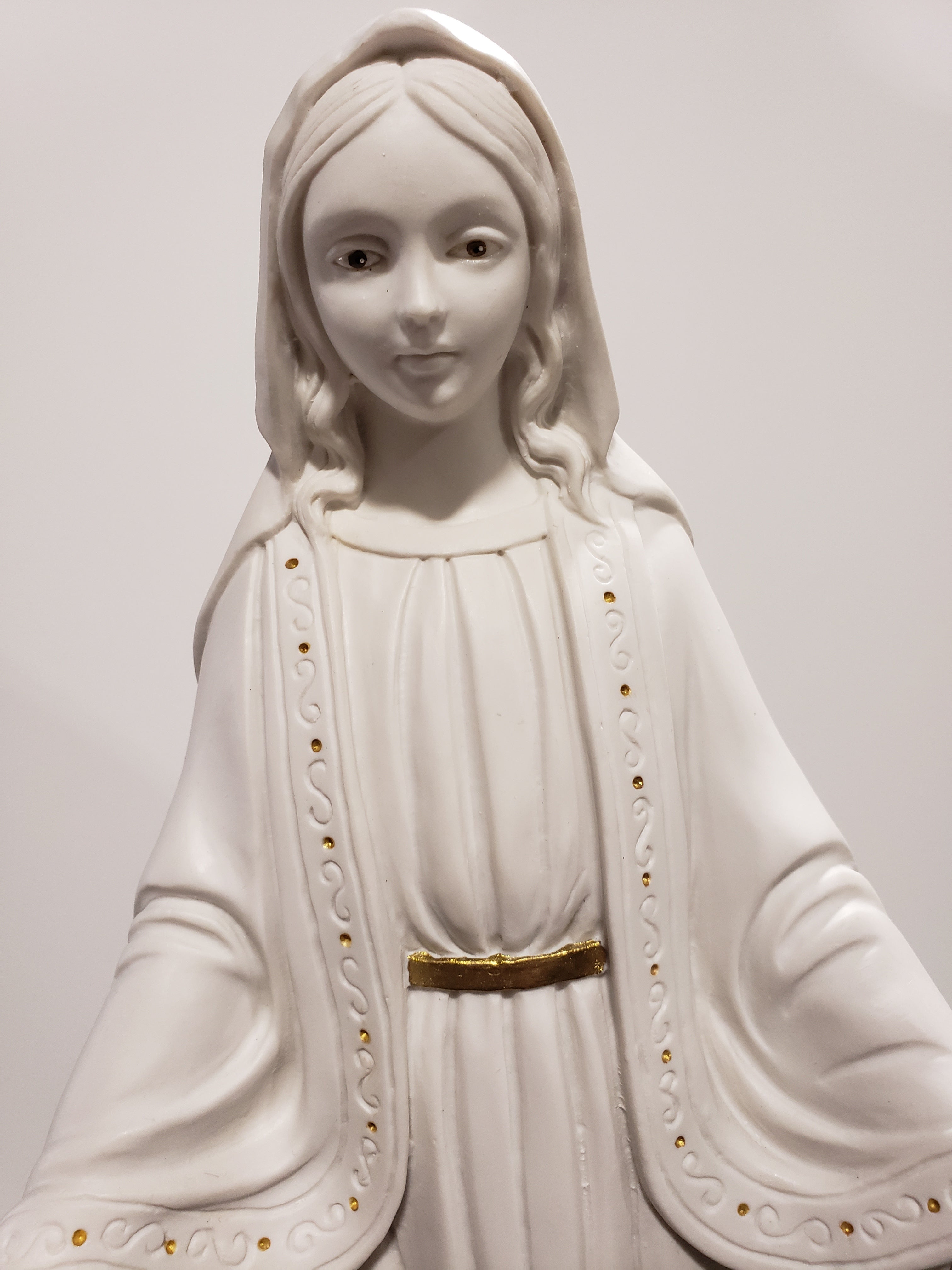 16" Miraculous Mary - Milagrosa Collection White-Gold