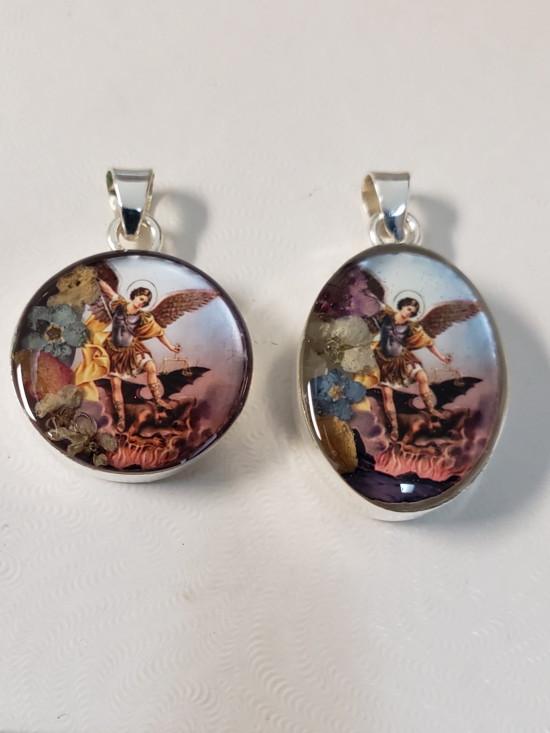 Medium Medal Saint Michael Archangel / San Miguel Arcangel   - Guadalupe Collection