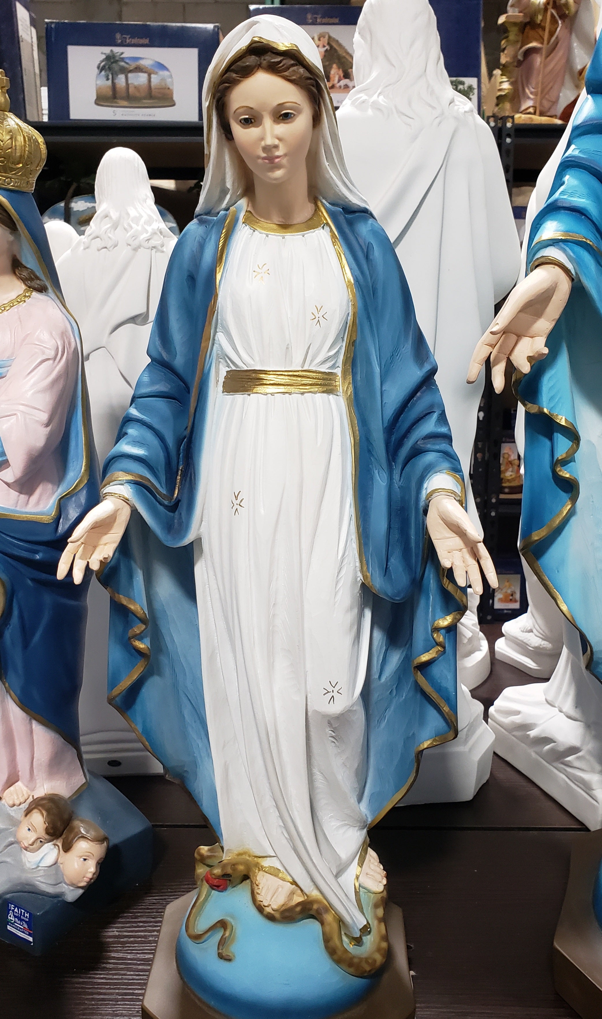 STATUE Virgen La Milagrosa 20061 BRAND NEW -  Hong Kong