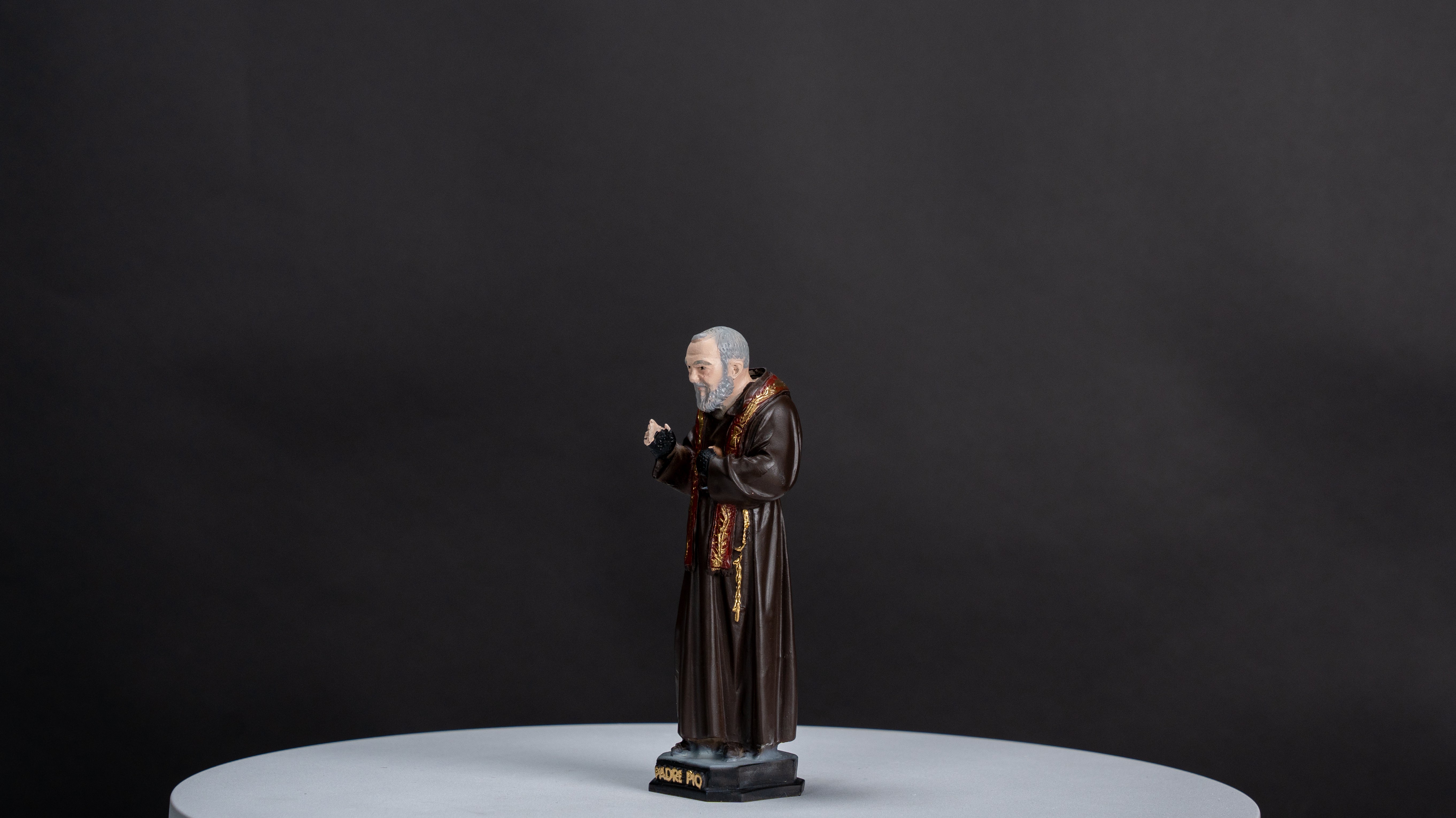 The Faith Gift Shop Saint Father Pio statue - Hand Painted in Italy - Our Tuscany Collection   / San  Padre Pio