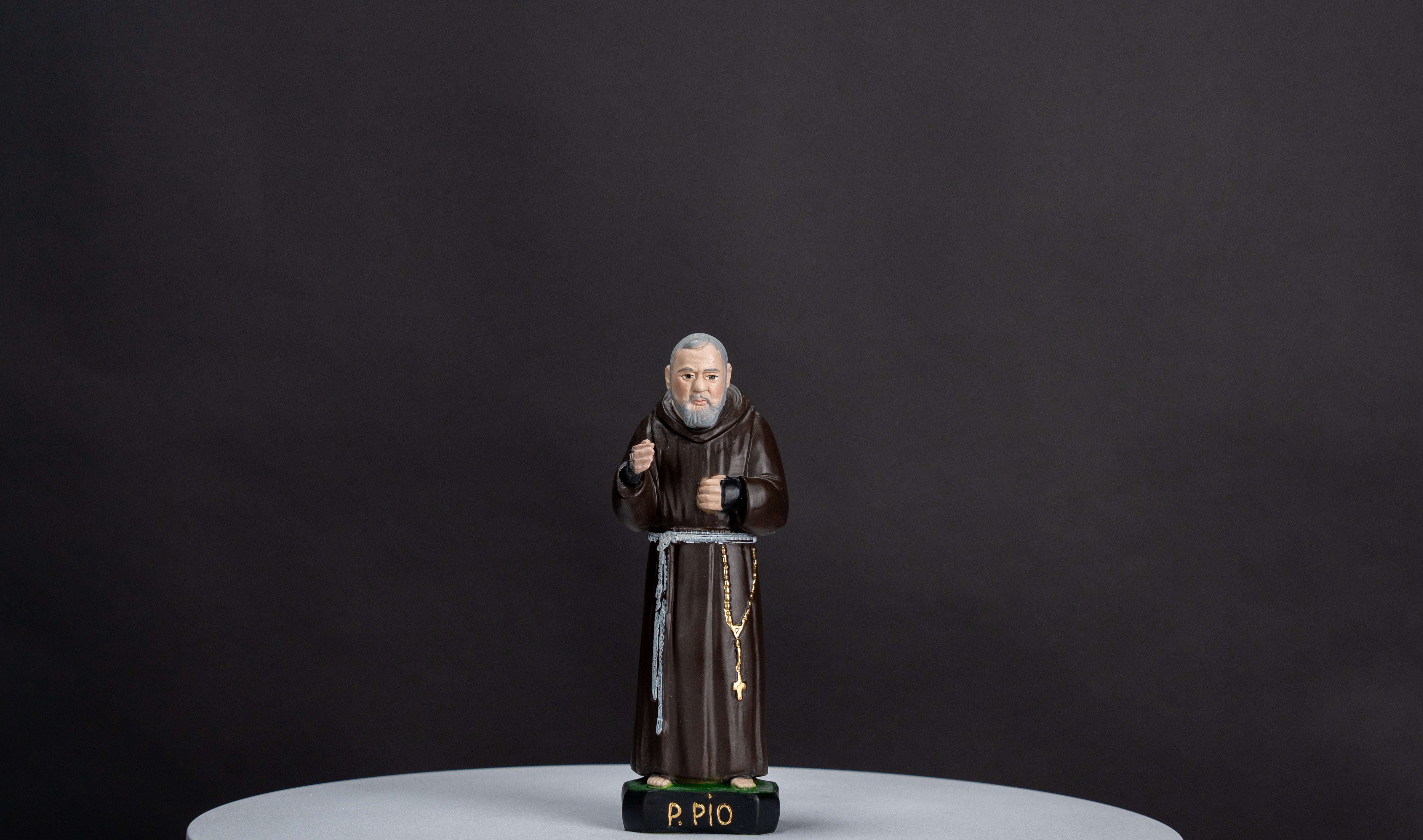 The Faith Gift Shop Saint Father Pio statue - Hand Painted in Italy - Our Tuscany Collection   / San  Padre Pio