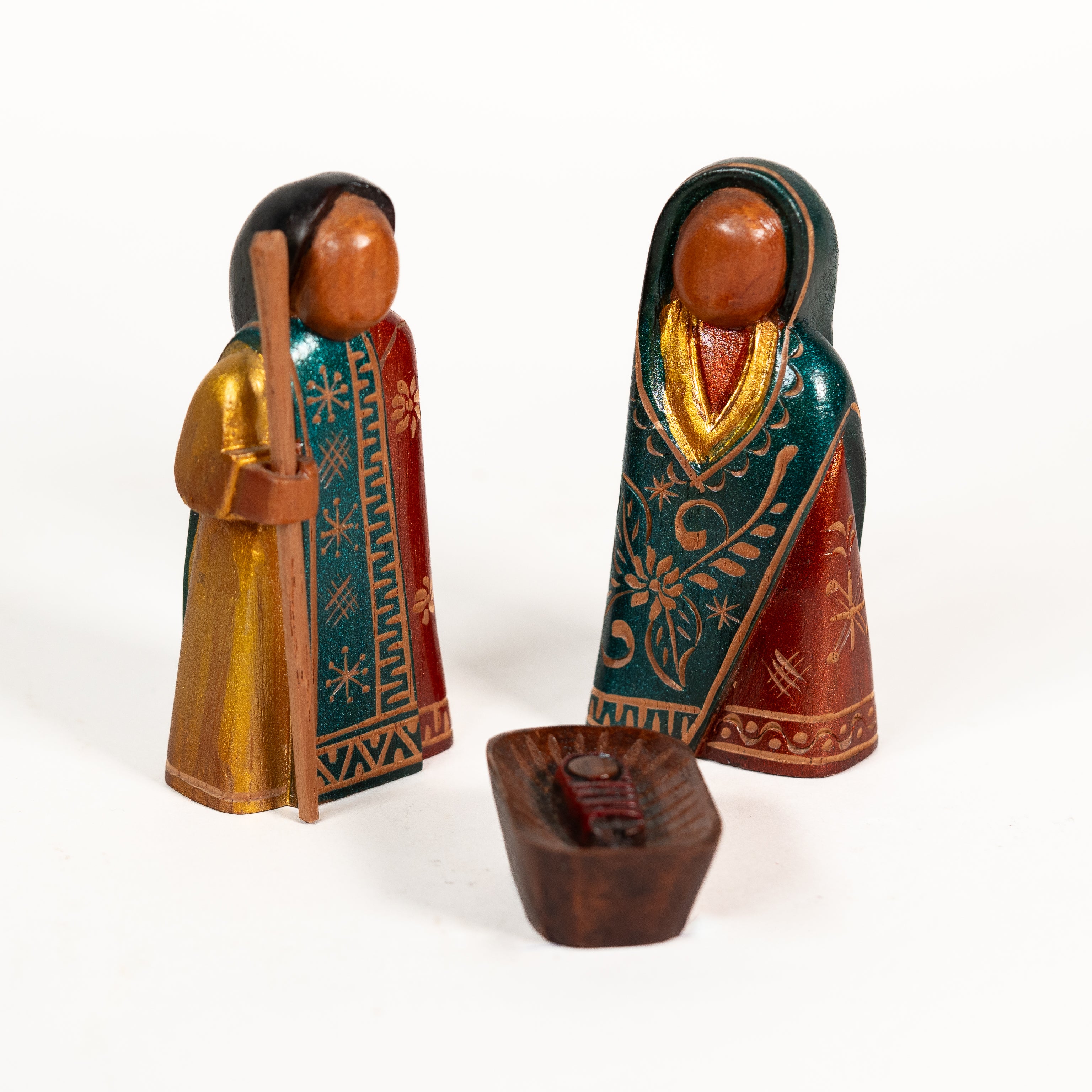 Wood  Holy Family - Nativity. Made in Colombia
