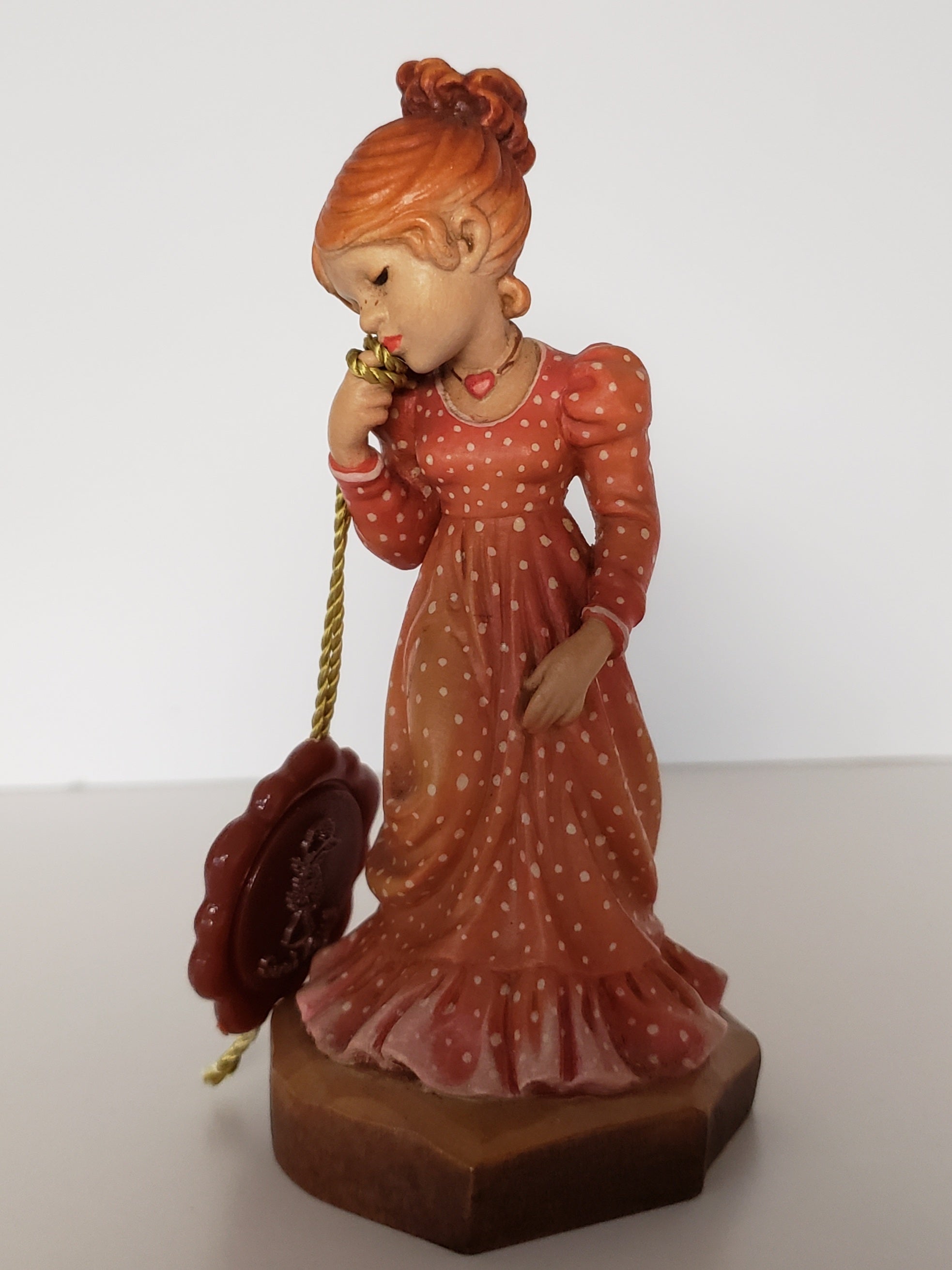 Anri The Sara Kay Collection. Wood Carved Figurines - Made in Italy.