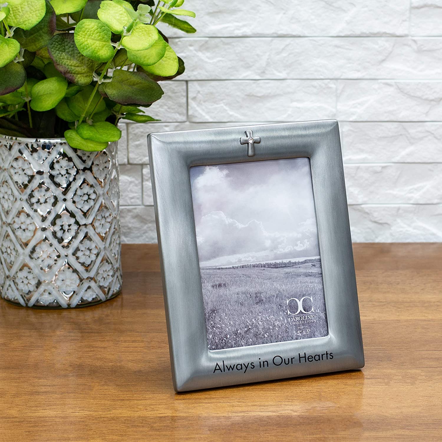 Always In Our Hearts Cross Silver Tone 9 inch Zinc Alloy Metal Tabletop Frame