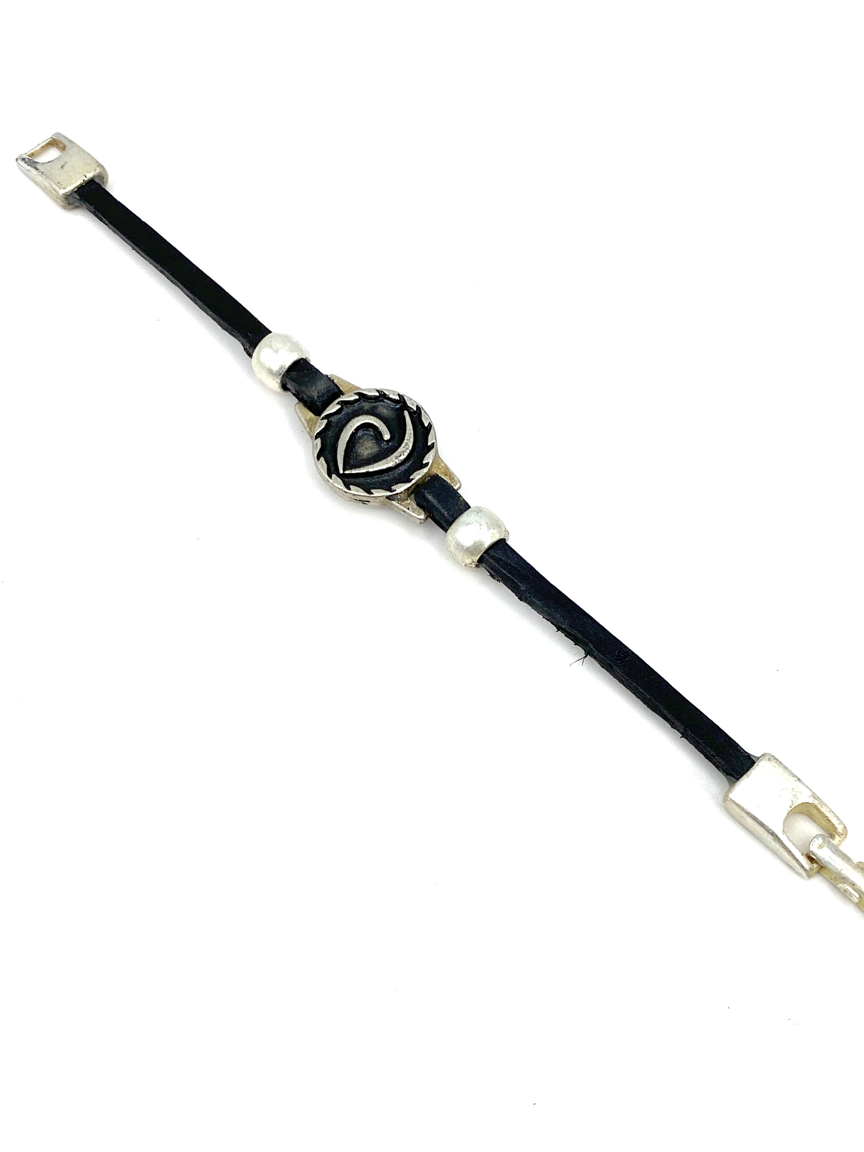The Heart Vintage Bracelet Handmade jewelry with Genuine Leather Strap by Graciela's Collection
